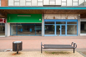 Shutterstock empty shops