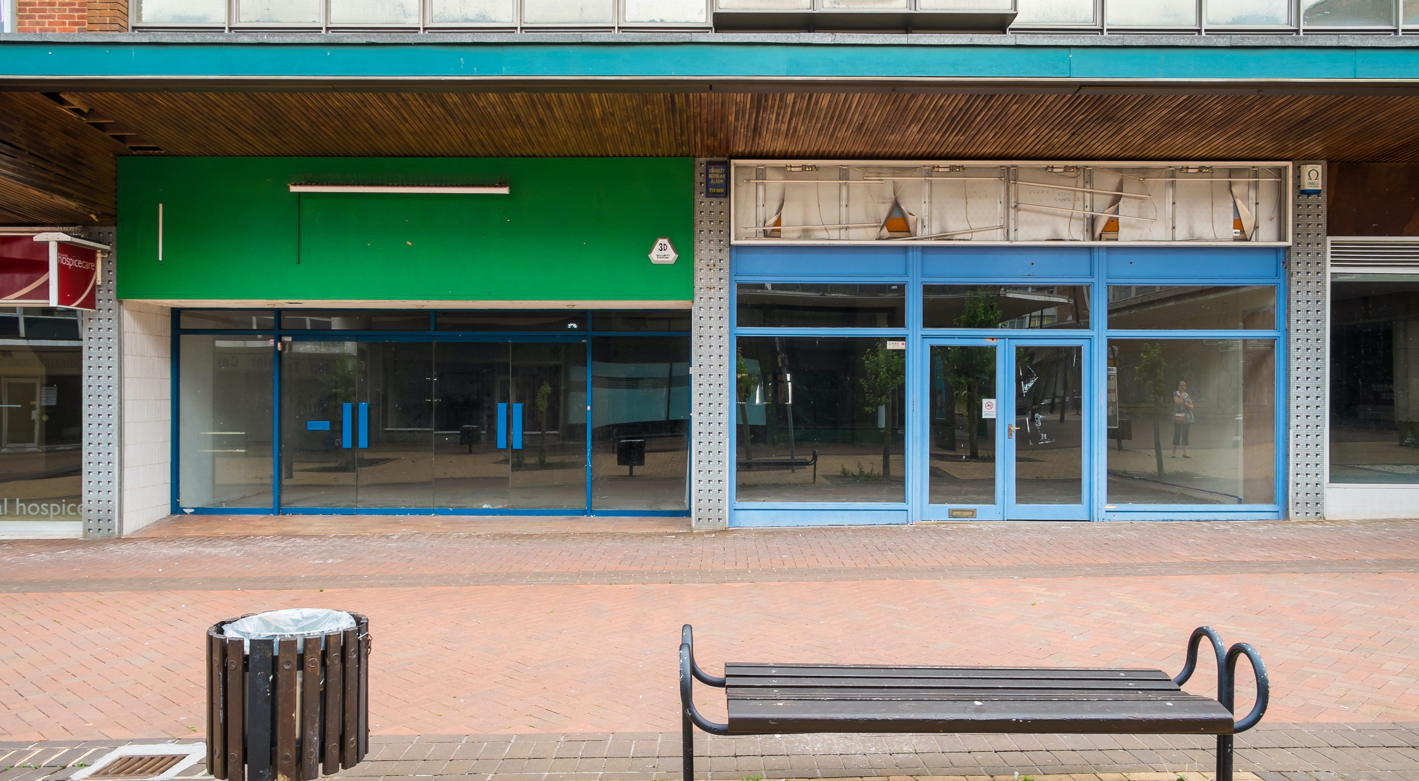 Image 9 -Empty shops -Bracknell crop